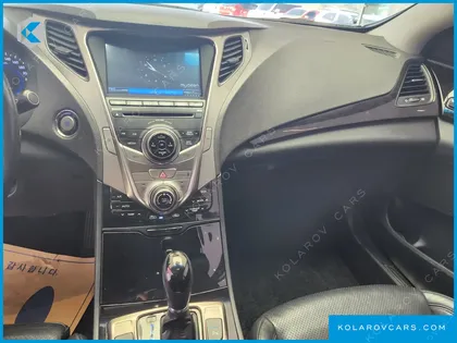 HYUNDAI GRANDEUR HG240 LUXURY