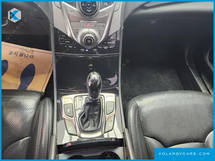 HYUNDAI GRANDEUR HG240 LUXURY