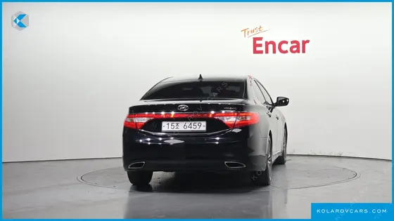 HYUNDAI GRANDEUR HG240 MODERN