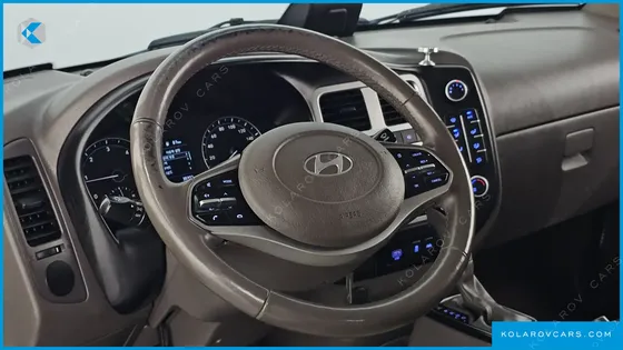 HYUNDAI PORTER II SUPER CABIN LPG