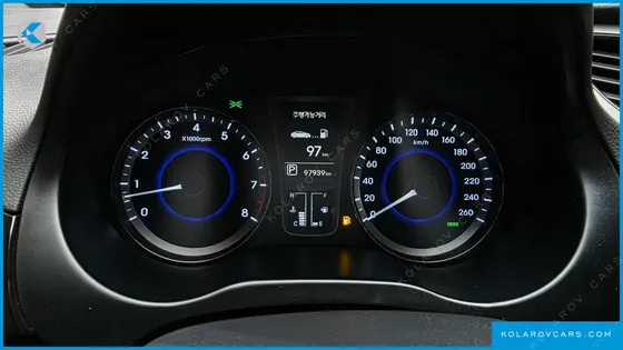HYUNDAI GRANDEUR HG300 PREMIUM