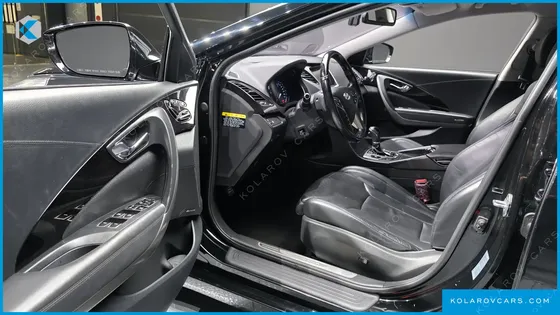 HYUNDAI GRANDEUR HG300 PREMIUM
