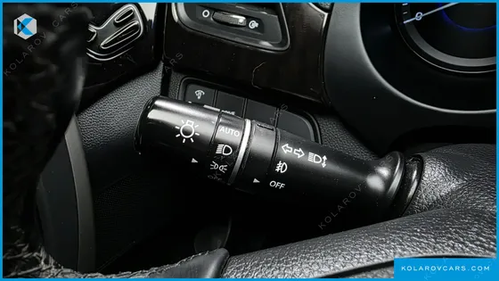 HYUNDAI GRANDEUR HG300 PREMIUM
