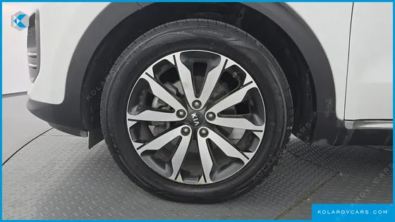 KIA SPORTAGE DIESEL 1.7 2WD TRENDY