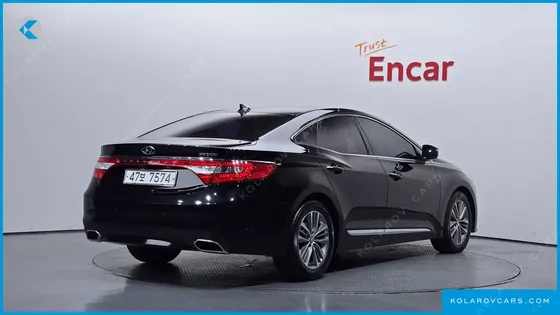 HYUNDAI GRANDEUR HG240 MODERN