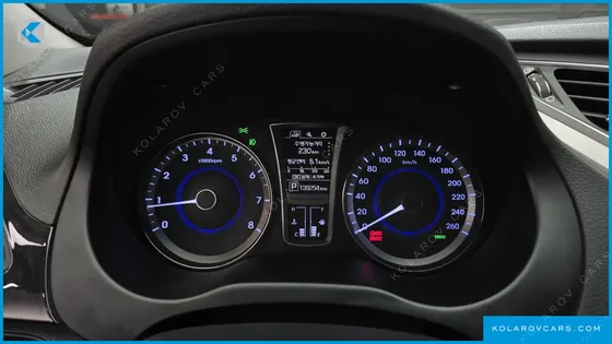 HYUNDAI GRANDEUR HG240 MODERN