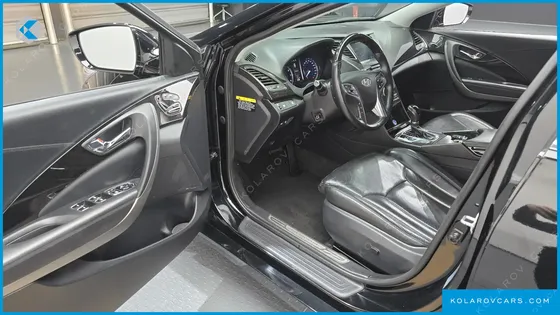 HYUNDAI GRANDEUR HG240 MODERN
