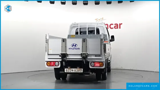 HYUNDAI PORTER II SUPER CABIN LPG