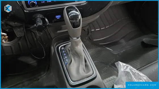 HYUNDAI PORTER II SUPER CABIN LPG