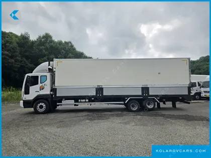 TATA DAEWOO NOBUS MID-SIZE TRUCK ROYAL