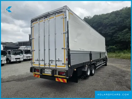 TATA DAEWOO NOBUS MID-SIZE TRUCK ROYAL