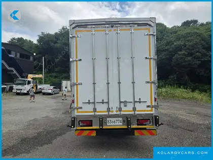 TATA DAEWOO NOBUS MID-SIZE TRUCK ROYAL
