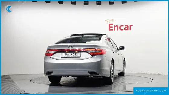 HYUNDAI GRANDEUR LPG HG300 PRIME