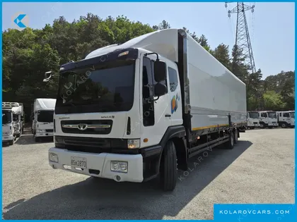 TATA DAEWOO NOBUS MID-SIZE TRUCK ROYAL