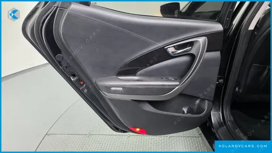 HYUNDAI GRANDEUR HG220 DIESEL MODERN