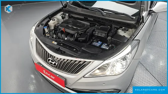 HYUNDAI GRANDEUR HG240 MODERN