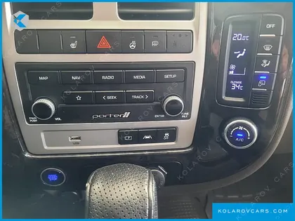 HYUNDAI PORTER II DOUBLE CABIN LPG