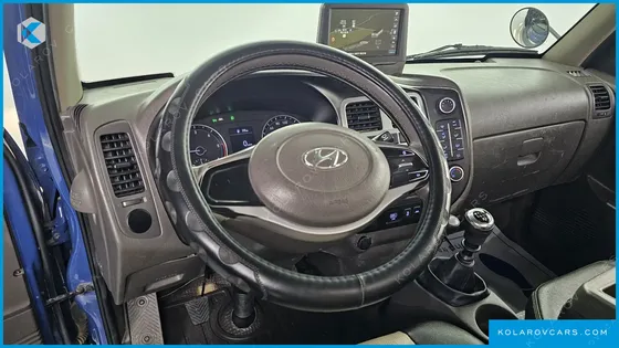 HYUNDAI PORTER II 4WD STANDARD CAP