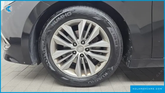 HYUNDAI GRANDEUR LPG HG300 MODERN