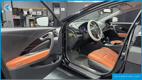 HYUNDAI GRANDEUR HG300 PREMIUM
