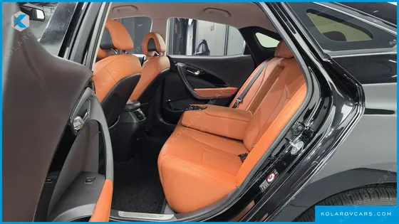 HYUNDAI GRANDEUR HG300 PREMIUM
