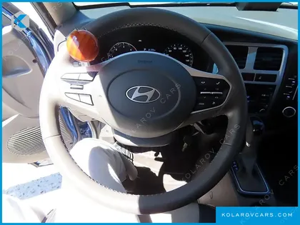 HYUNDAI PORTER II SUPER CABIN LPG
