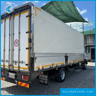 HYUNDAI MEGA TRUCK GOLD