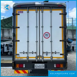 HYUNDAI MEGA TRUCK GOLD