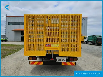 TATA DAEWOO NOBUS MID-SIZE TRUCK ROYAL