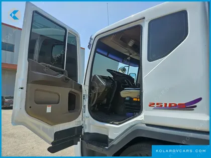 TATA DAEWOO NOBUS MID-SIZE TRUCK ROYAL
