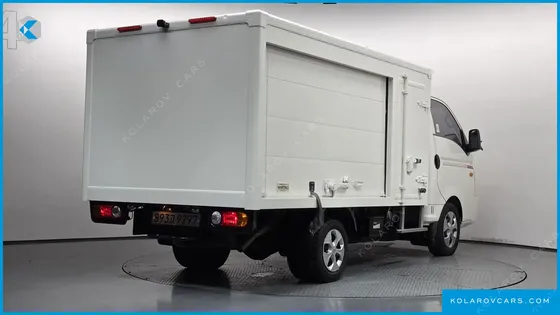 HYUNDAI PORTER II STANDARD CAP CRDI
