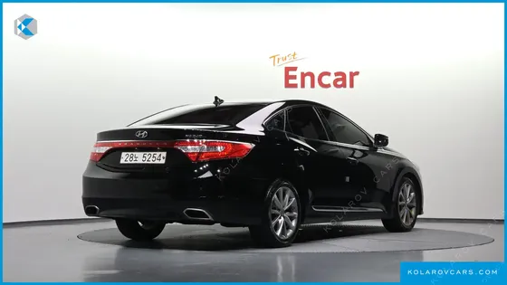 HYUNDAI GRANDEUR HG240 MODERN