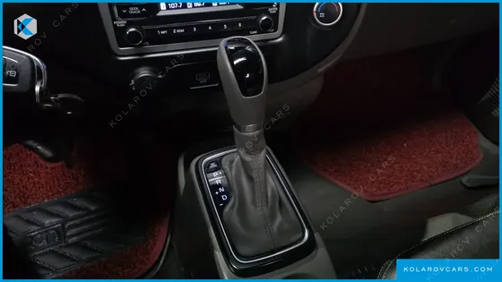 HYUNDAI PORTER II STANDARD CABIN LPG