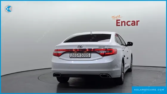 HYUNDAI GRANDEUR HG240 SPECIAL
