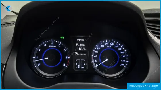 HYUNDAI GRANDEUR HG240 MODERN