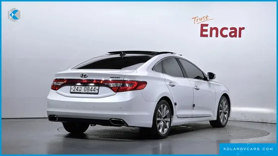 HYUNDAI GRANDEUR HG240 MODERN COLLECTION