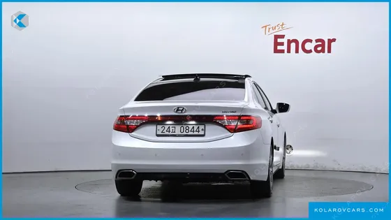 HYUNDAI GRANDEUR HG240 MODERN COLLECTION