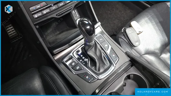 HYUNDAI GRANDEUR HG240 MODERN COLLECTION