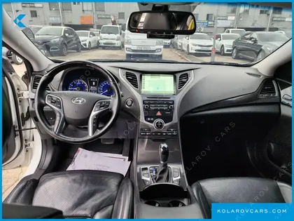 HYUNDAI GRANDEUR HG240 MODERN