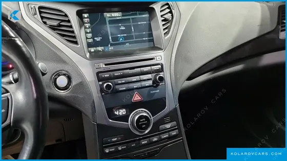 HYUNDAI GRANDEUR HG240 MODERN