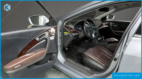 HYUNDAI GRANDEUR HG240 MODERN