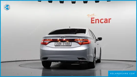 HYUNDAI GRANDEUR HG240 LUXURY