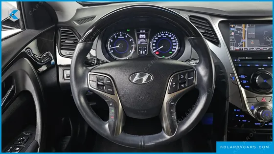 HYUNDAI GRANDEUR HG240 LUXURY