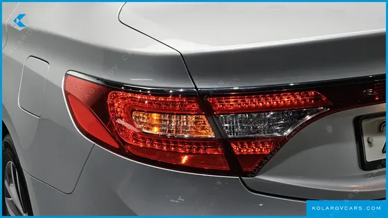 HYUNDAI GRANDEUR HG240 LUXURY