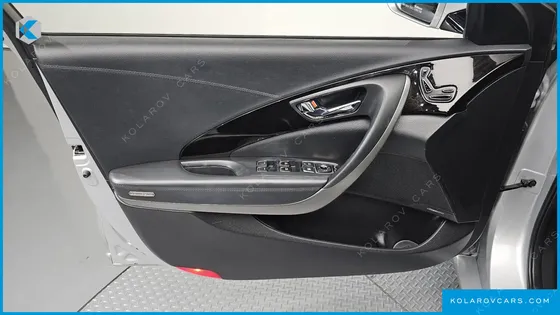 HYUNDAI GRANDEUR HG240 LUXURY