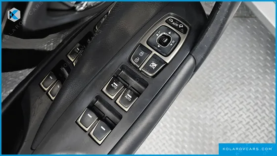 HYUNDAI GRANDEUR HG240 LUXURY