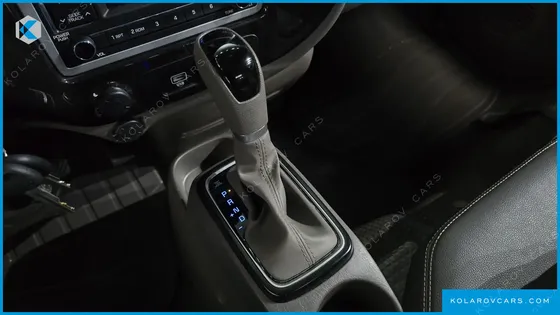 HYUNDAI PORTER II SUPER CABIN LPG