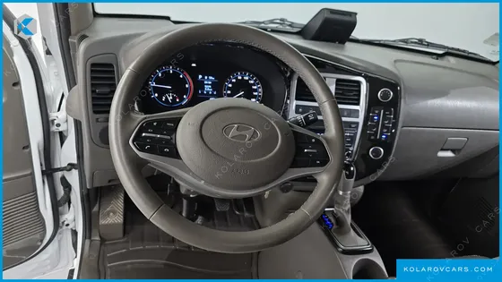 HYUNDAI PORTER II SUPER CABIN LPG