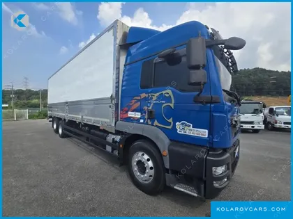 MAN TRUCK CARGO TRUCK 6X2