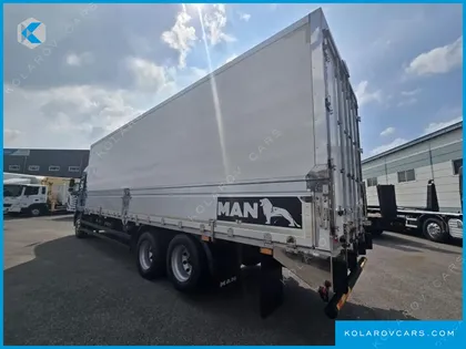 MAN TRUCK CARGO TRUCK 6X2